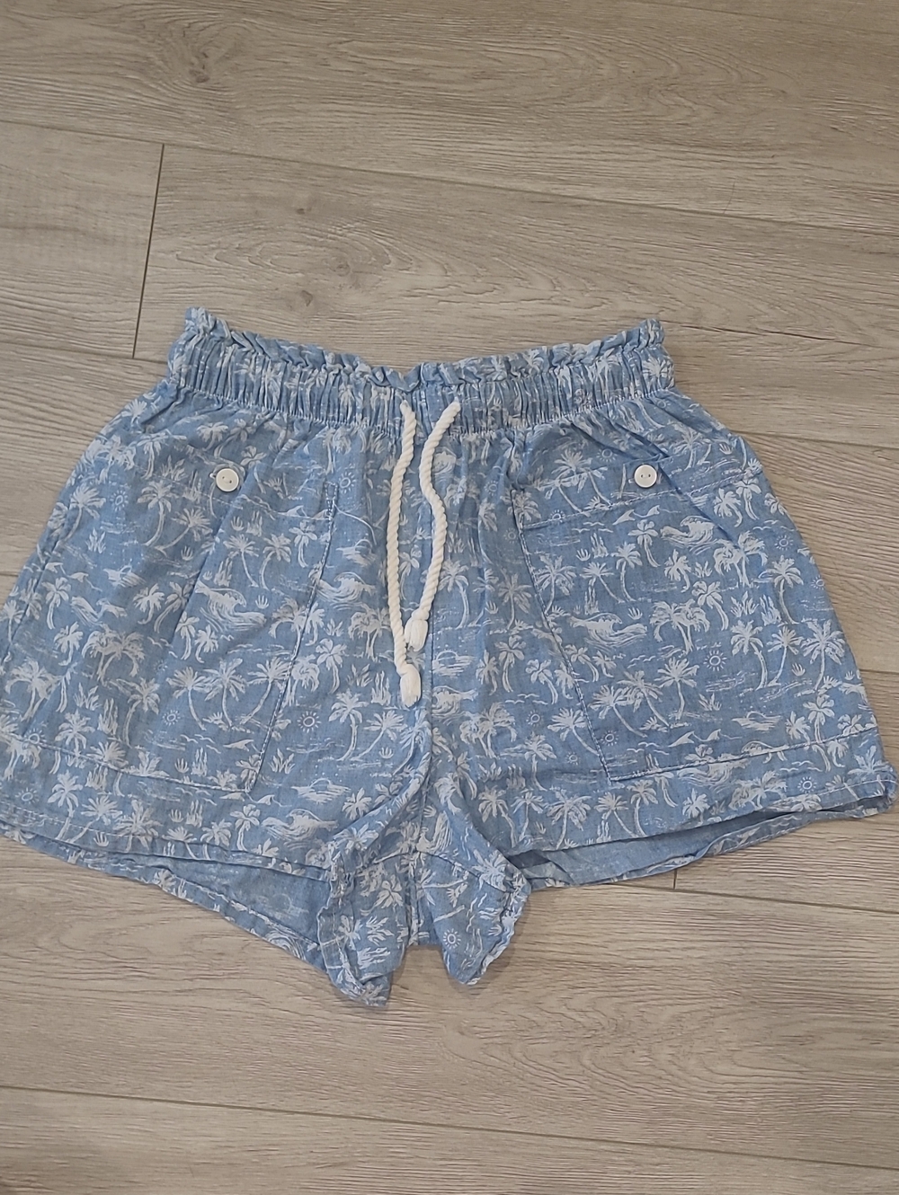 American Eagle Outfitters Palm-Print Drawstring Shorts